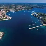 Cozy Apartment In Porec With Wifi